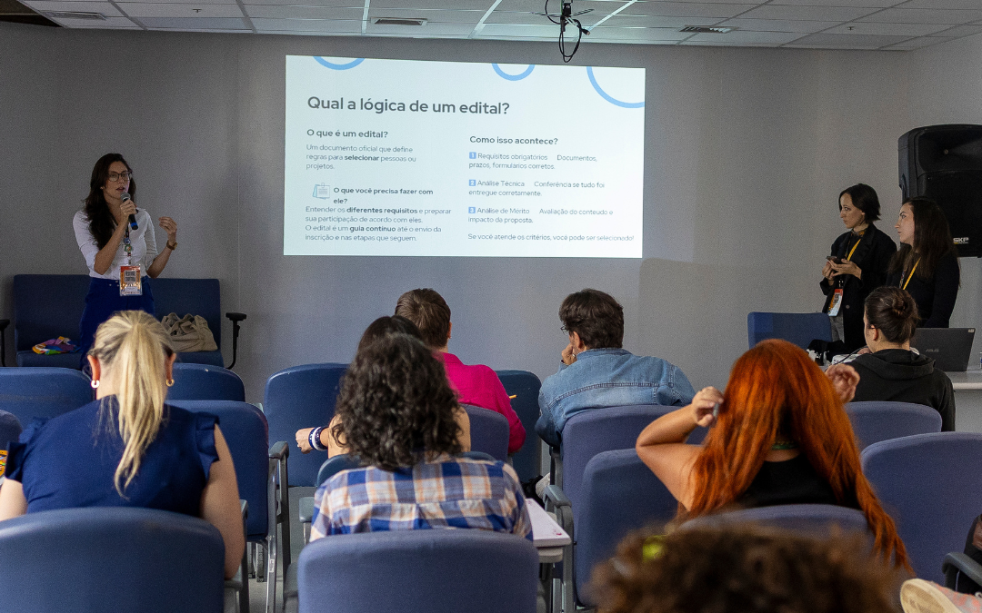 Laboratório de Cultura Digital da UFPR promove oficinas para formação de agentes culturais durante o Festival de Curitiba